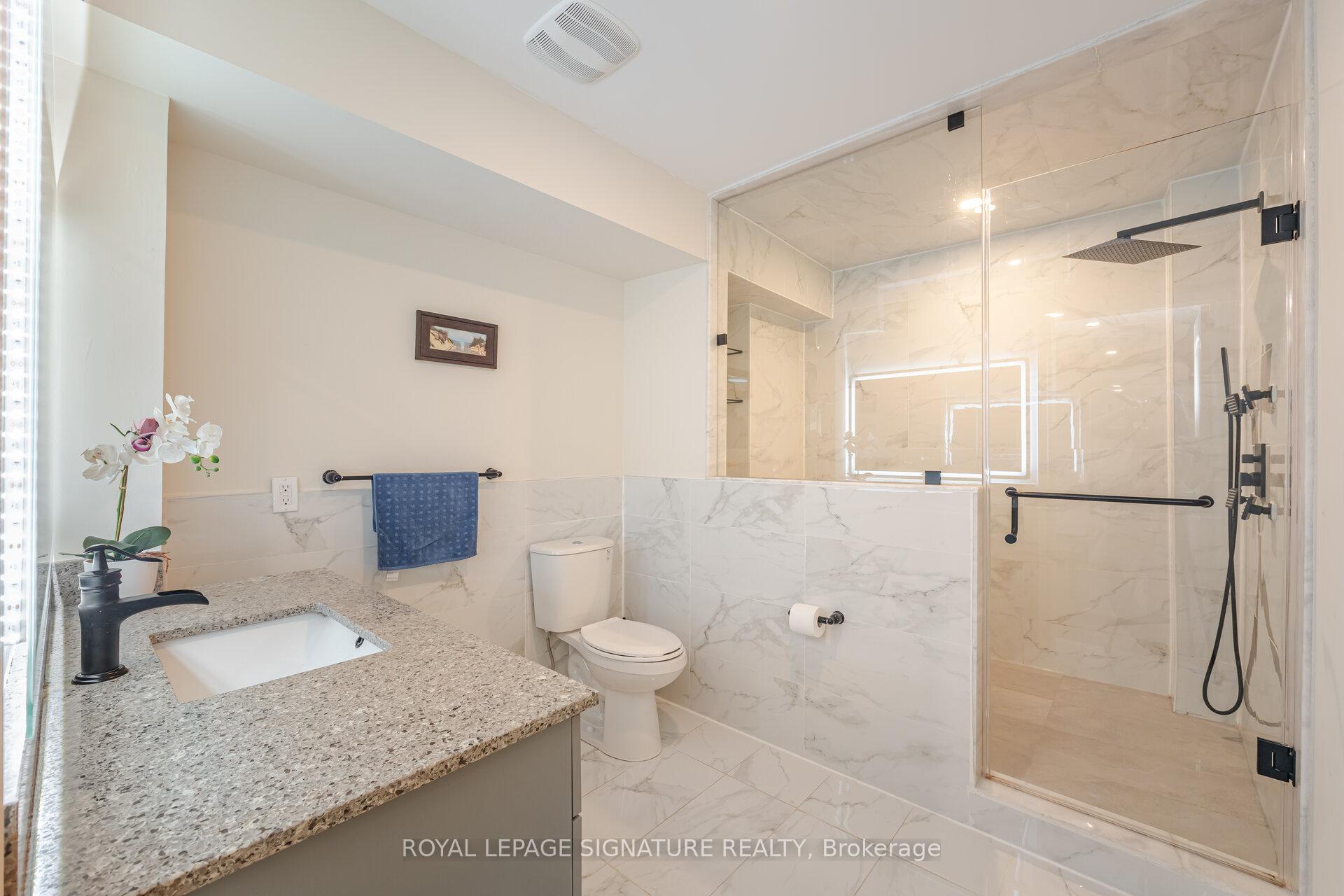 Photo 38 of 206 Van Scott Drive, Brampton, Northwest Sandalwood Parkway — HOMEH