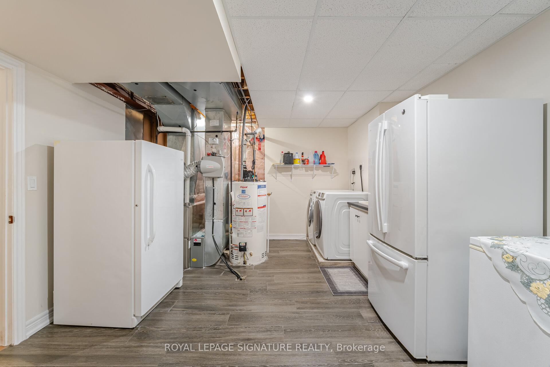Photo 33 of 206 Van Scott Drive, Brampton, Northwest Sandalwood Parkway — HOMEH