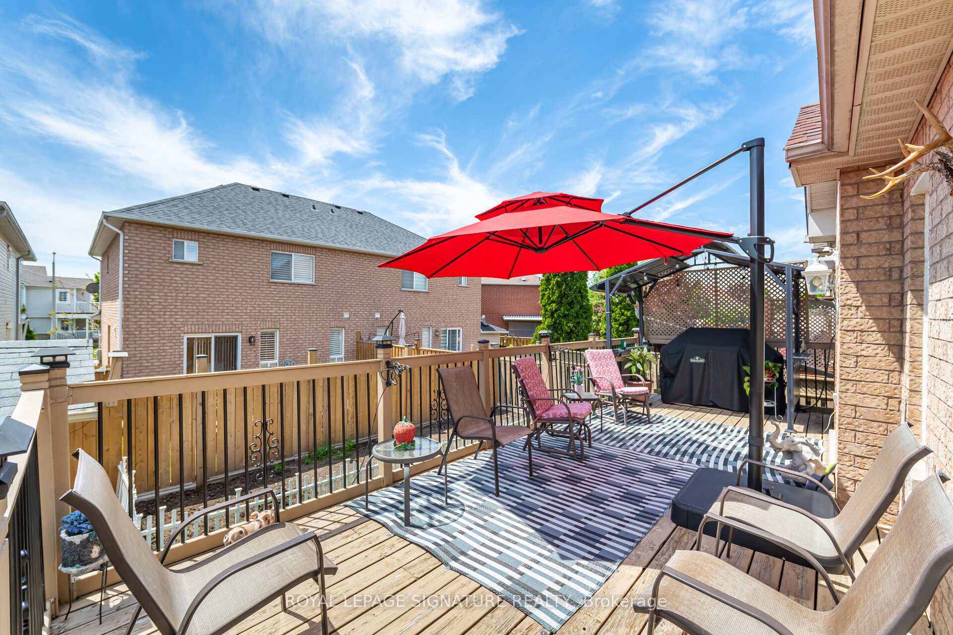 Photo 36 of 206 Van Scott Drive, Brampton, Northwest Sandalwood Parkway — HOMEH