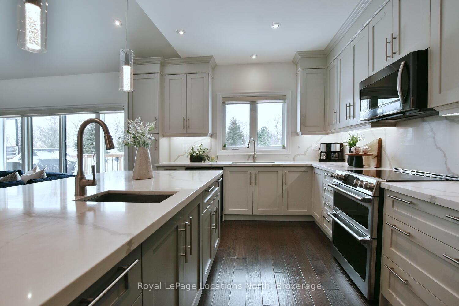 Photo 23 of 138 Crestview Court, Blue Mountains — HOMEH