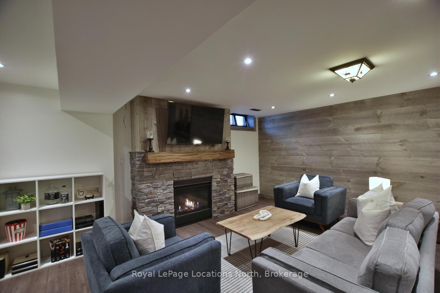 Photo 32 of 138 Crestview Court, Blue Mountains — HOMEH