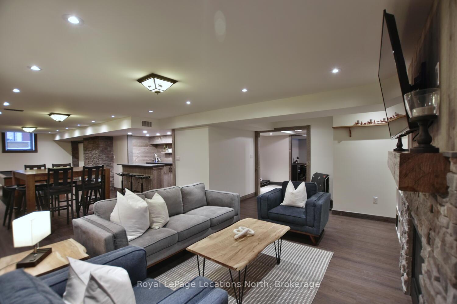 Photo 33 of 138 Crestview Court, Blue Mountains — HOMEH