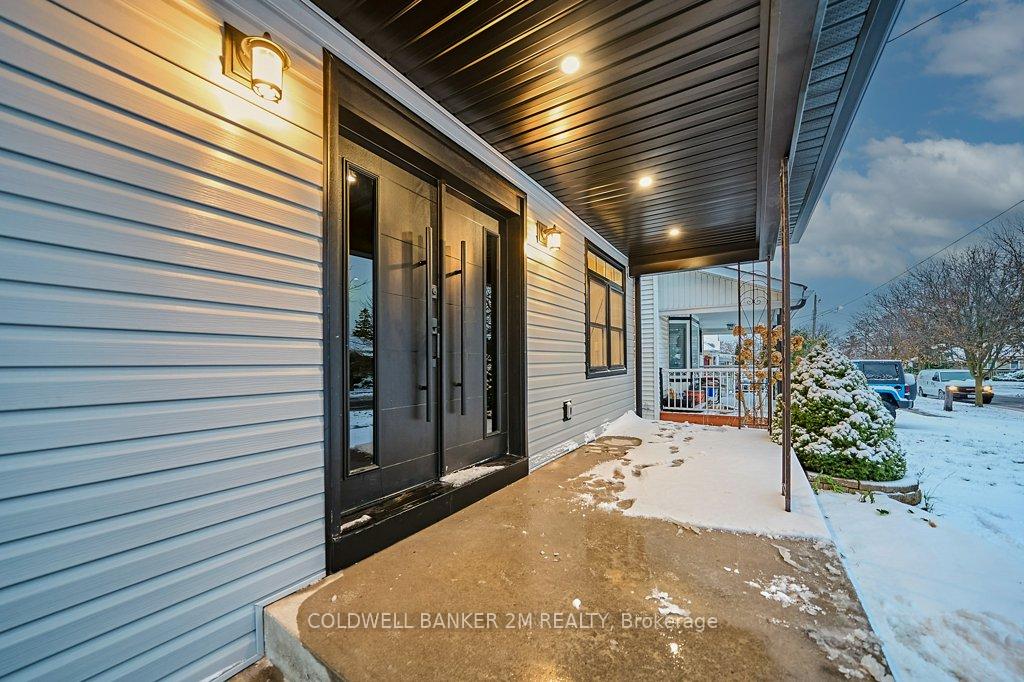 Photo 2 of 107 Cromwell Avenue, Oshawa, Vanier — HOMEH