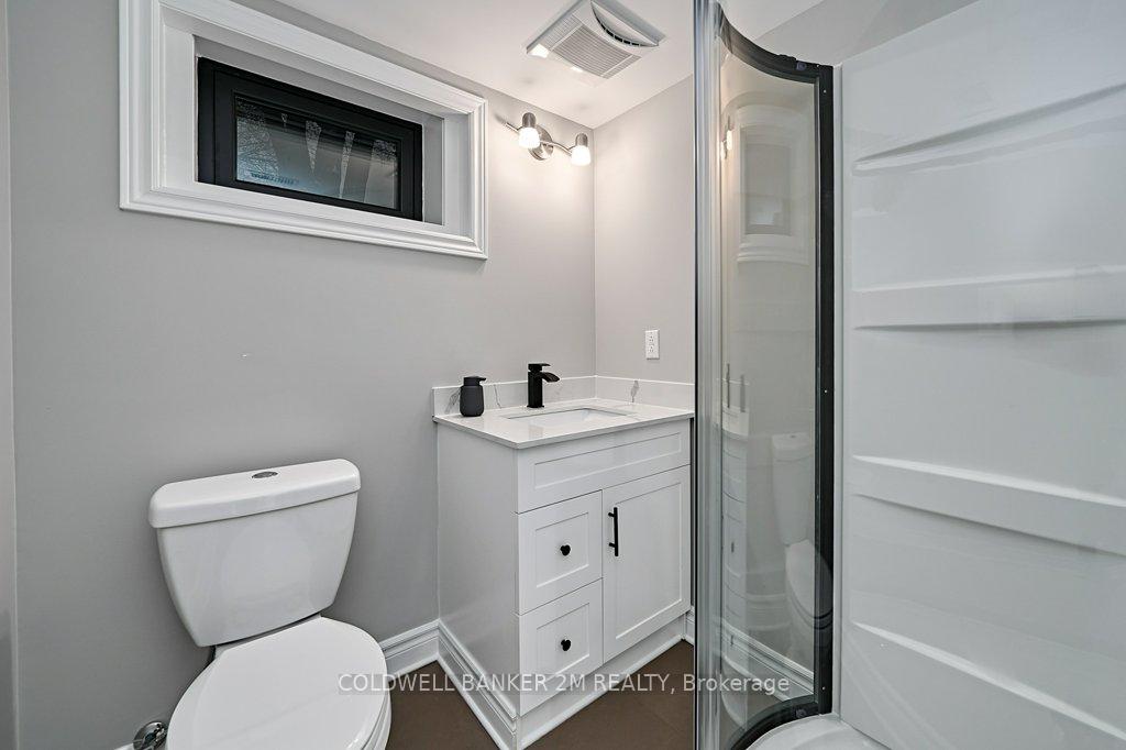 Photo 29 of 107 Cromwell Avenue, Oshawa, Vanier — HOMEH