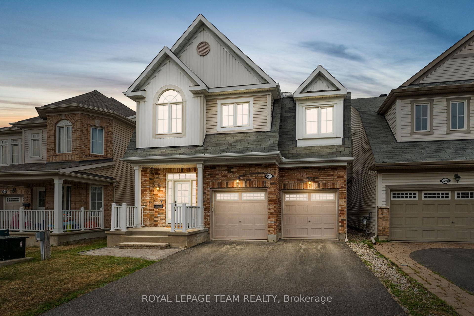 Photo 1 of 2211 Watercolours Way, Ottawa, Barrhaven - Half Moon Bay — HOMEH