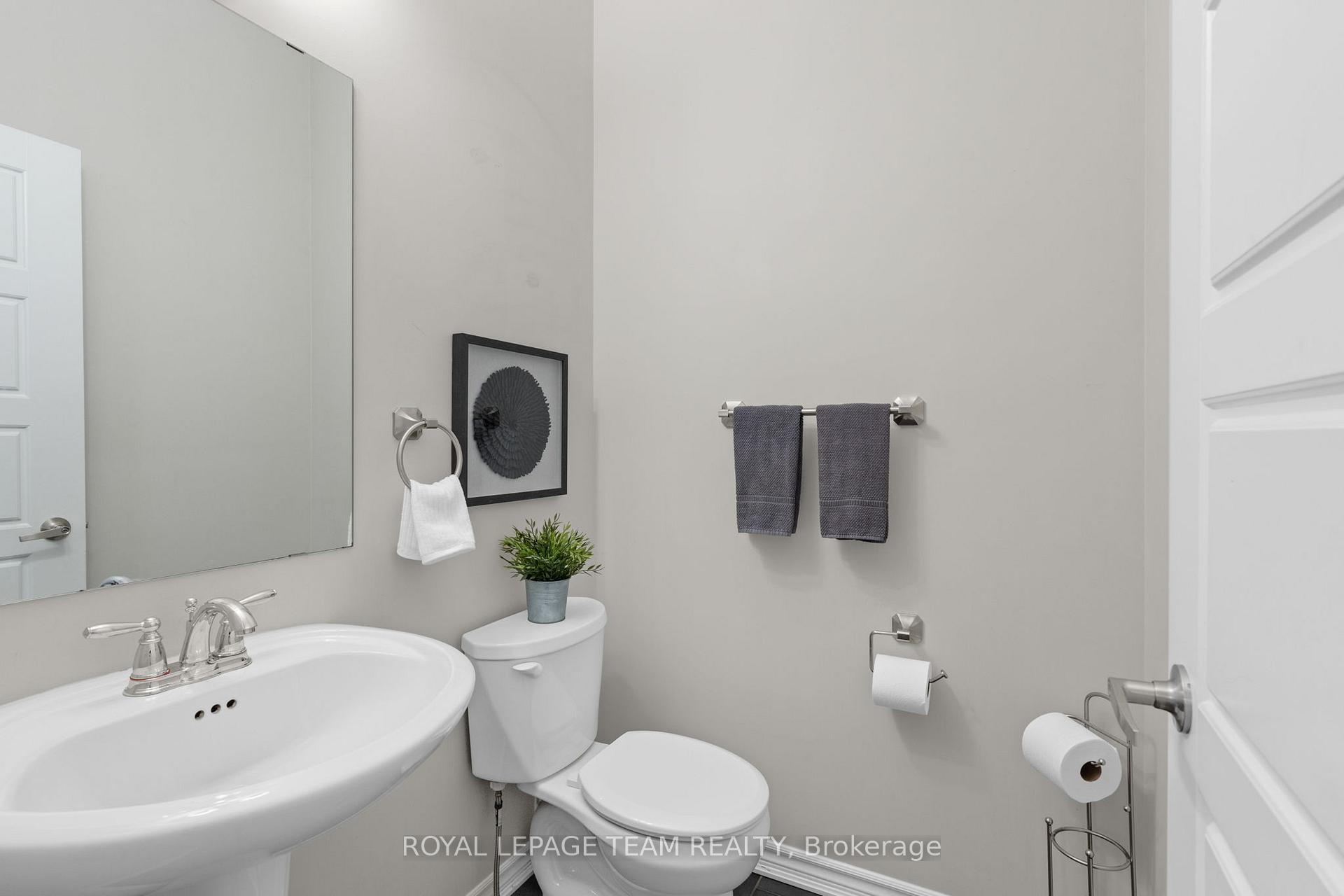 Photo 20 of 2211 Watercolours Way, Ottawa, Barrhaven - Half Moon Bay — HOMEH