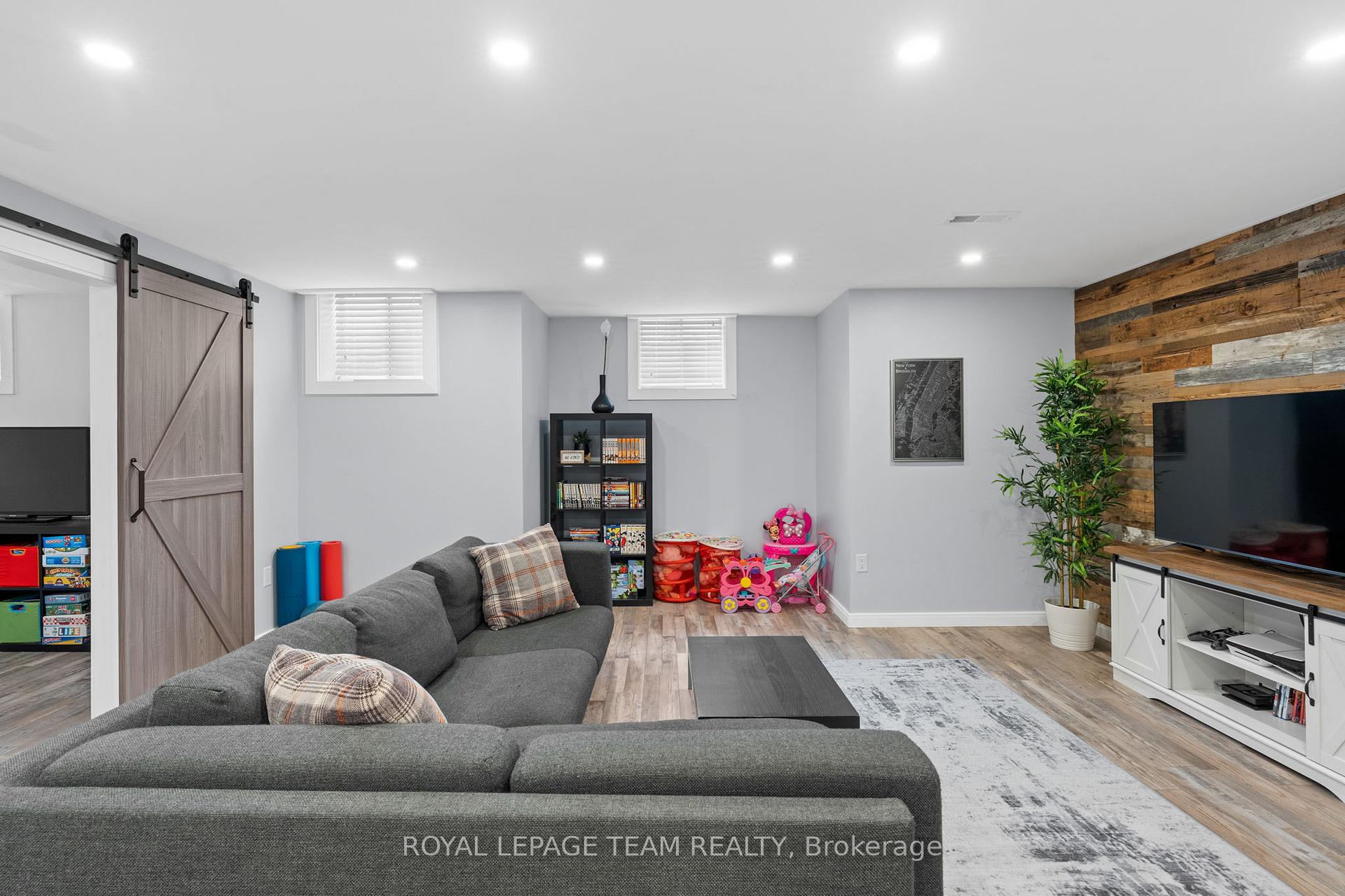 Photo 36 of 2211 Watercolours Way, Ottawa, Barrhaven - Half Moon Bay — HOMEH
