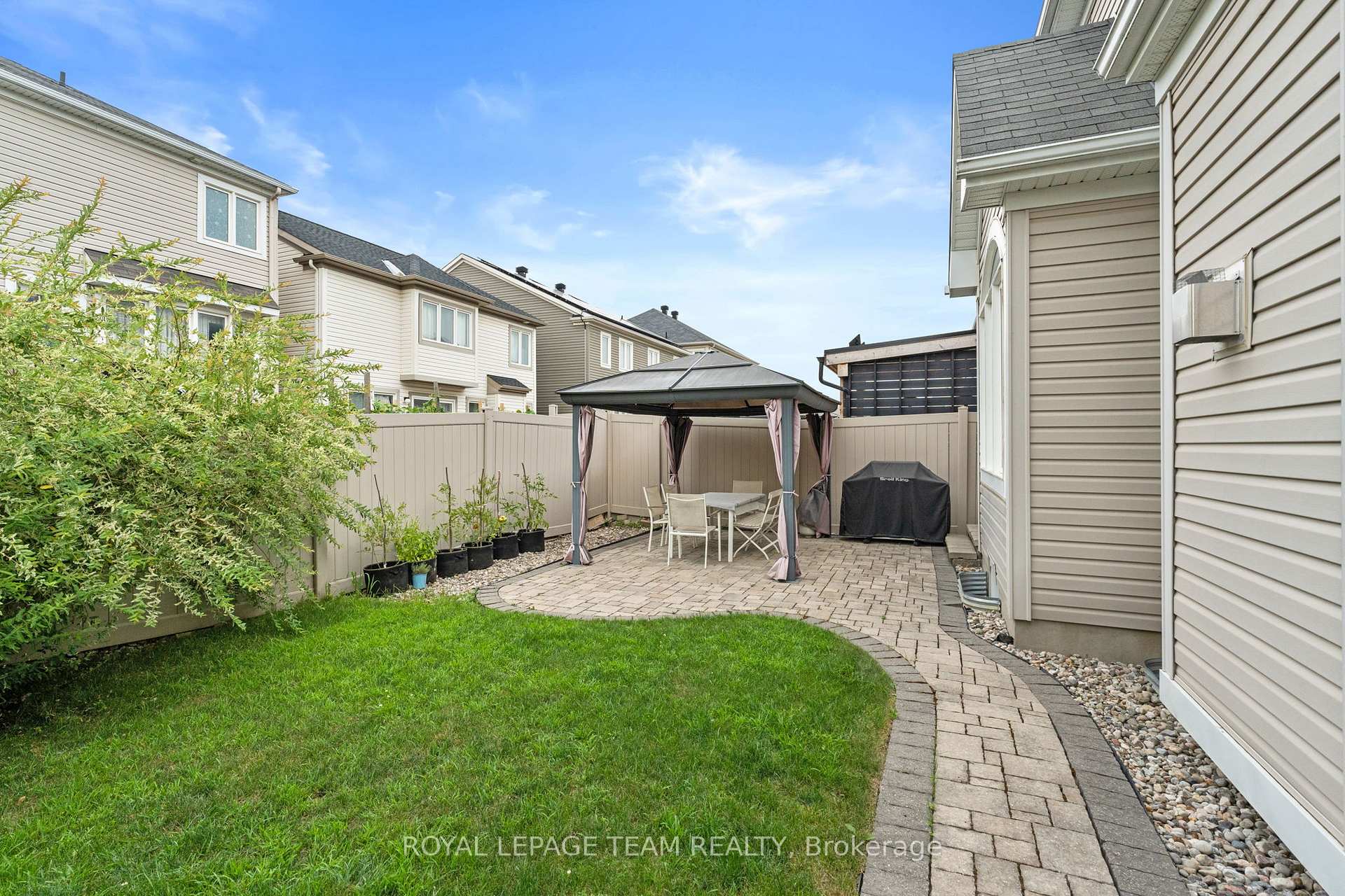 Photo 44 of 2211 Watercolours Way, Ottawa, Barrhaven - Half Moon Bay — HOMEH