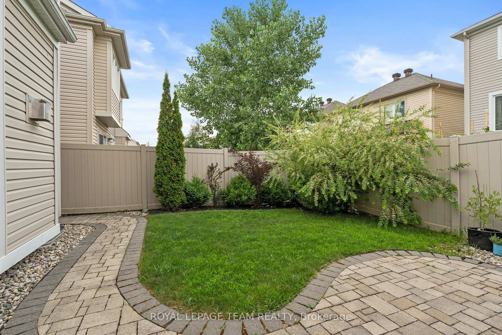 Photo 47 of 2211 Watercolours Way, Ottawa, Barrhaven - Half Moon Bay — HOMEH
