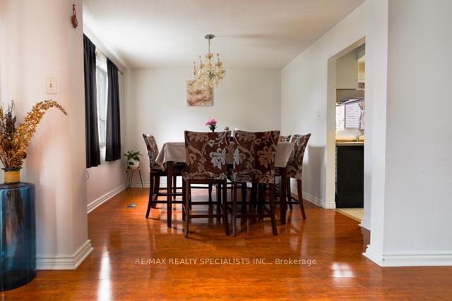 Photo 6 of 115 Morton Way, Brampton, Fletcher's West — HOMEH