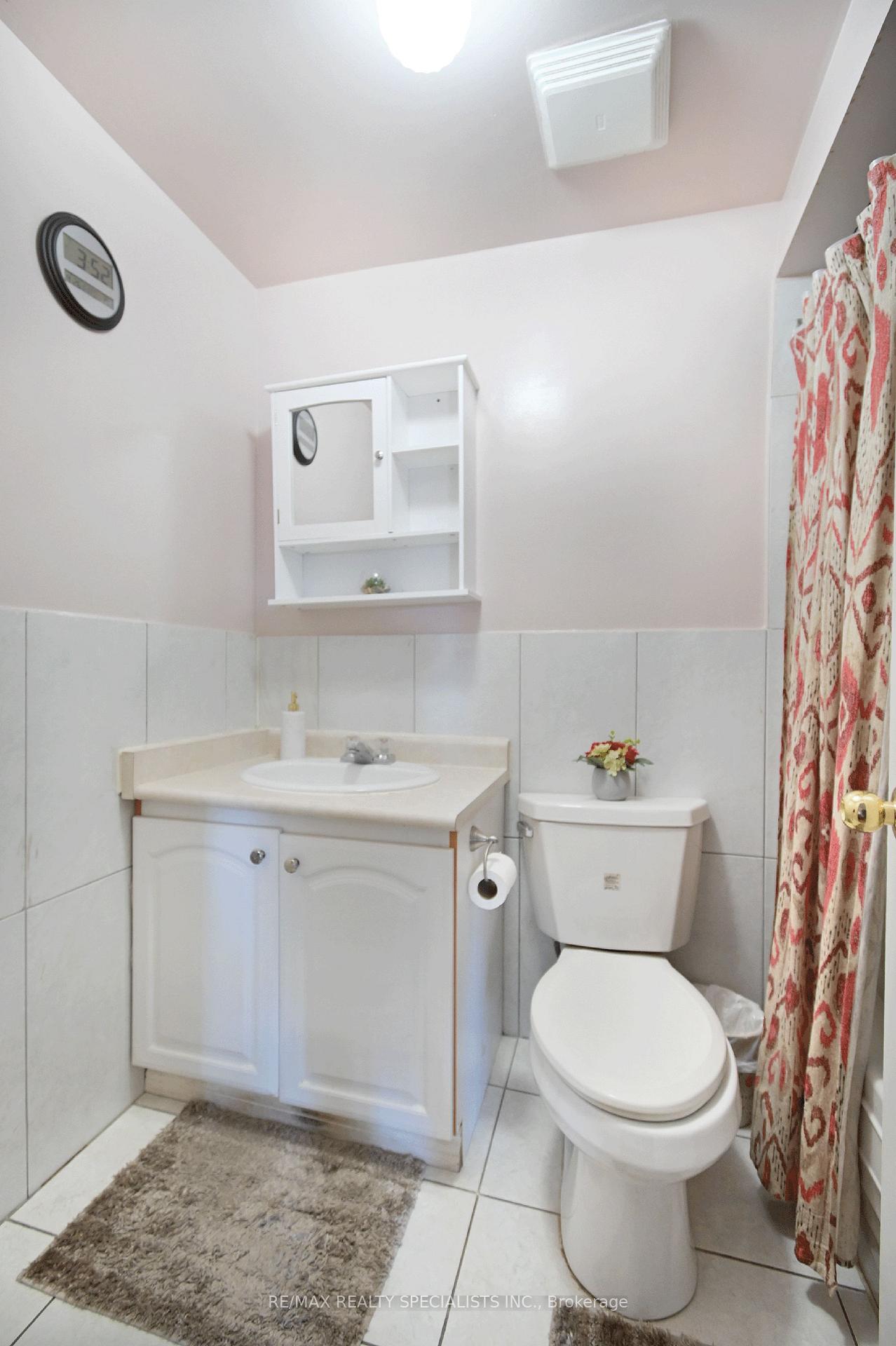 Photo 23 of 115 Morton Way, Brampton, Fletcher's West — HOMEH