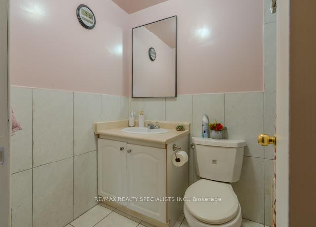 Photo 10 of 115 Morton Way, Brampton, Fletcher's West — HOMEH