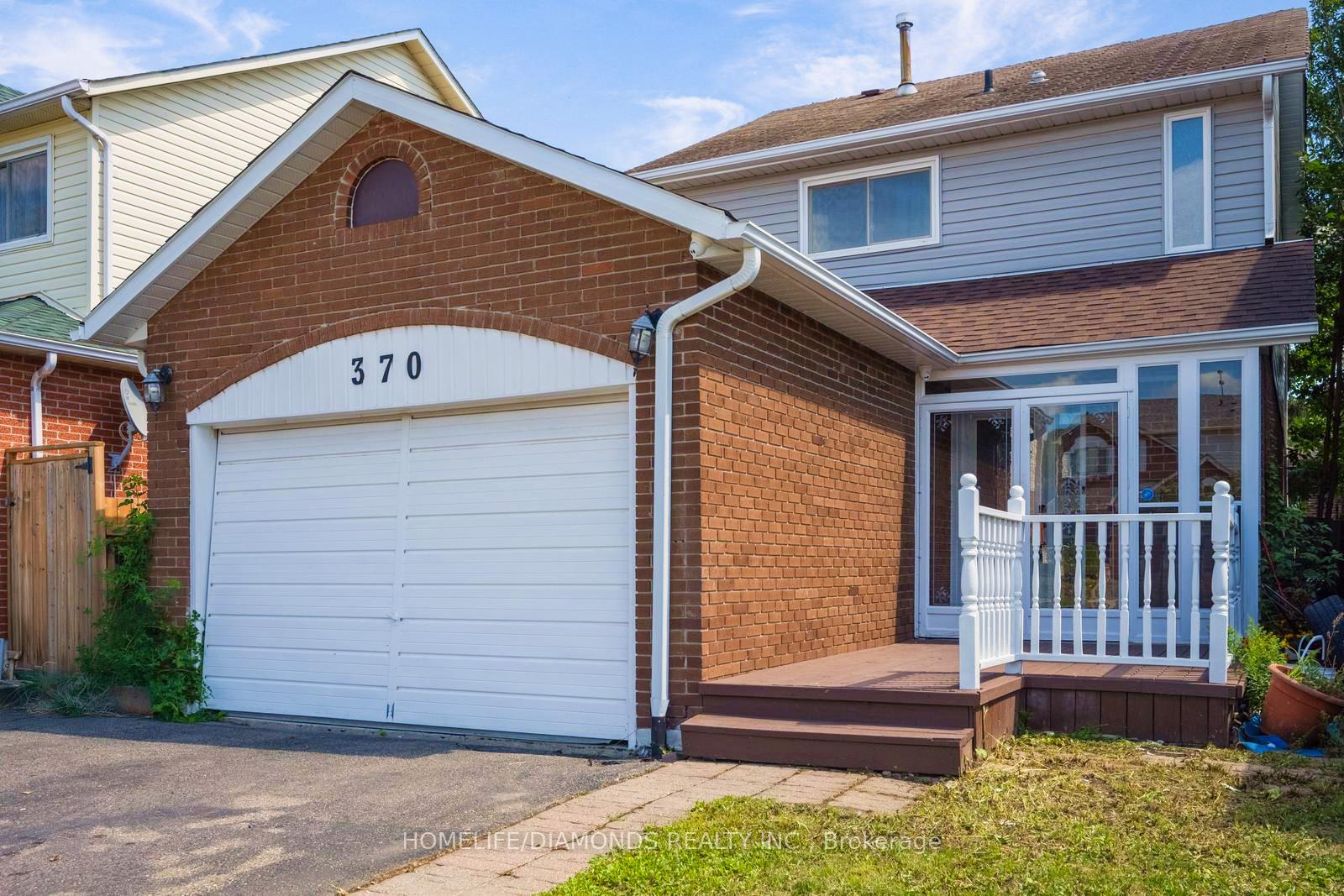 Front of 370 Hansen Road N