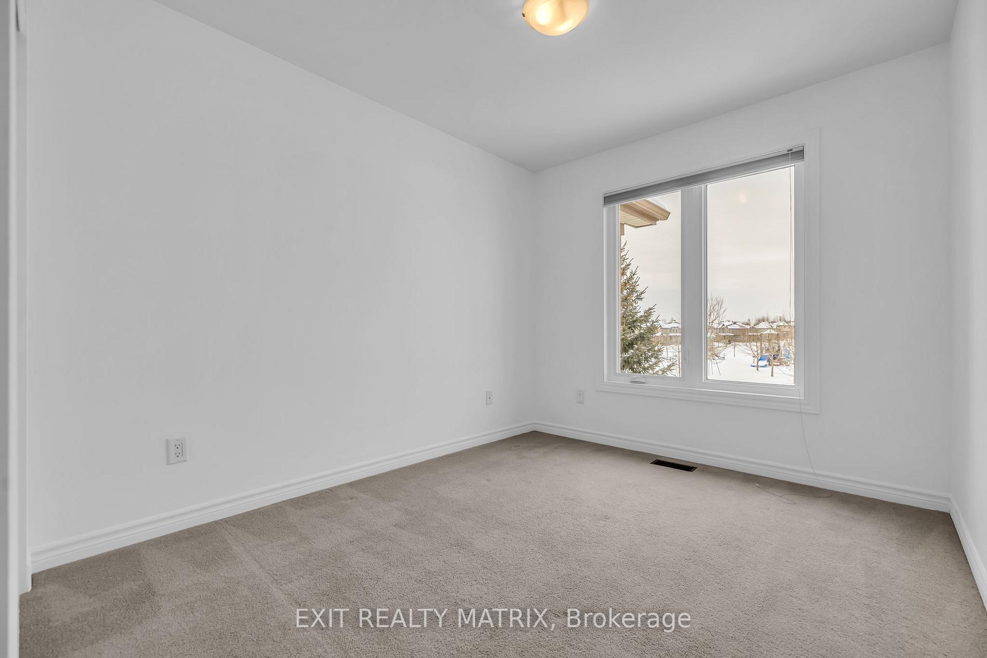 Photo 10 of 124 Watershield Ridge, Ottawa, Barrhaven - Longfields — HOMEH