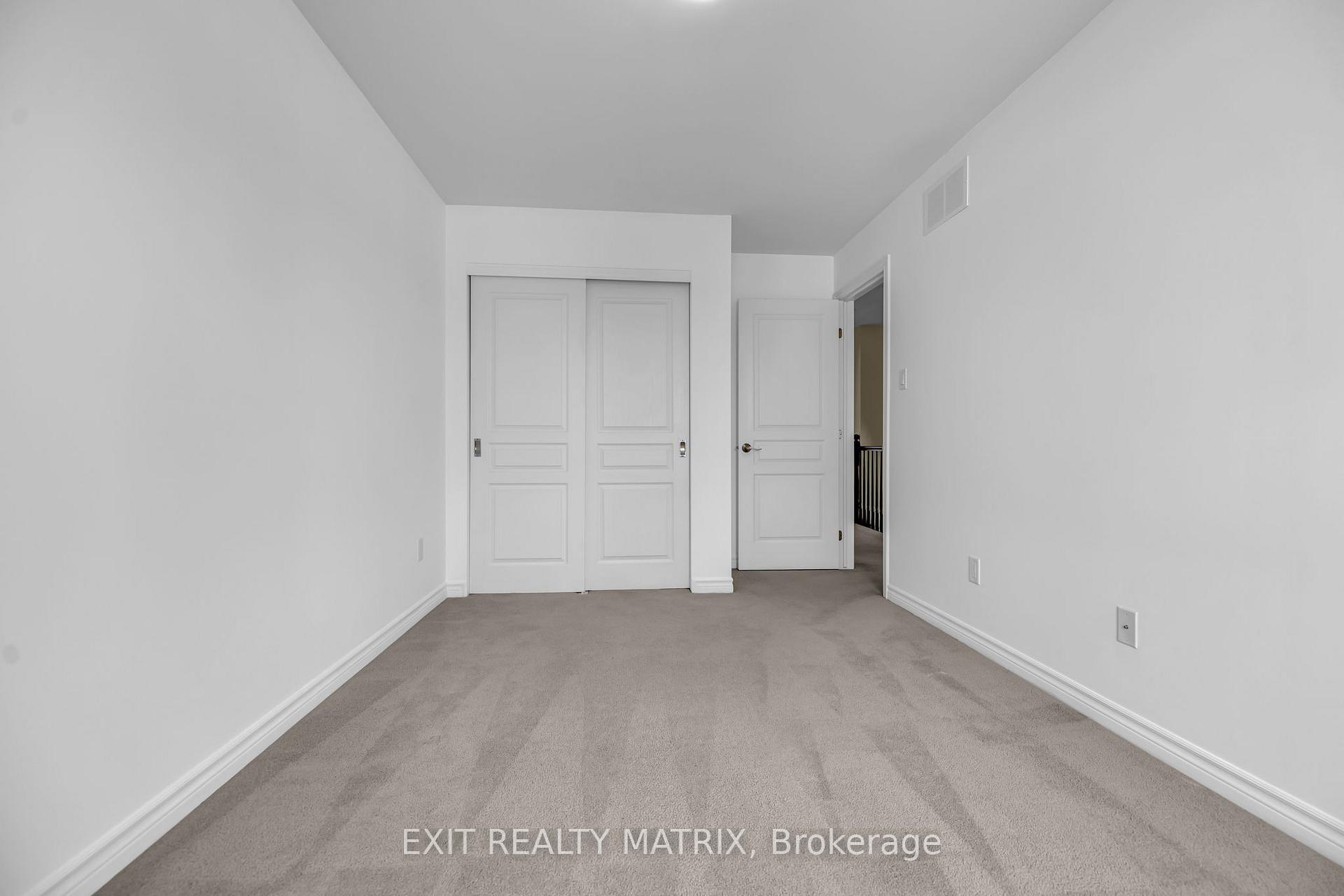 Photo 11 of 124 Watershield Ridge, Ottawa, Barrhaven - Longfields — HOMEH
