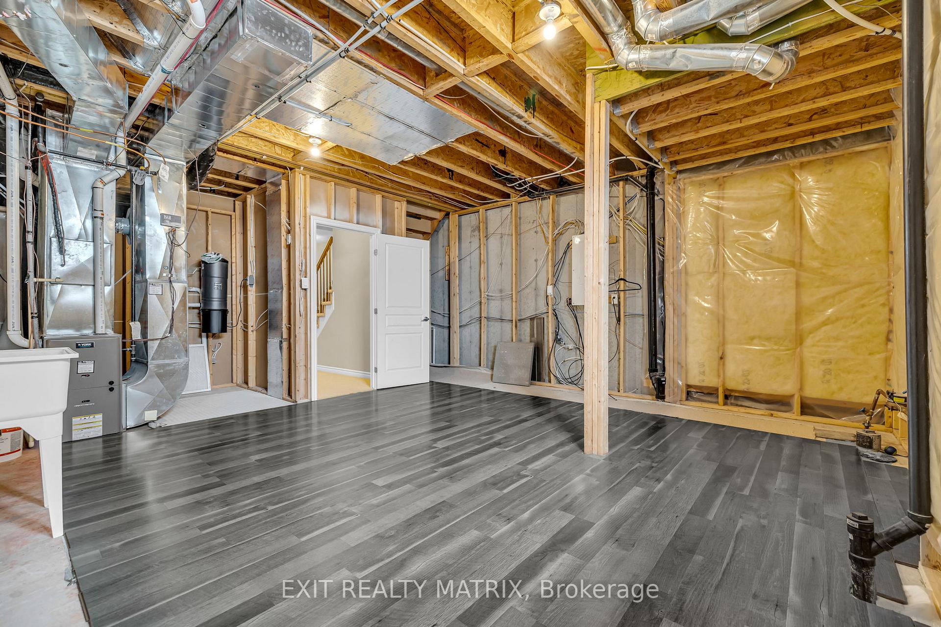 Photo 16 of 124 Watershield Ridge, Ottawa, Barrhaven - Longfields — HOMEH
