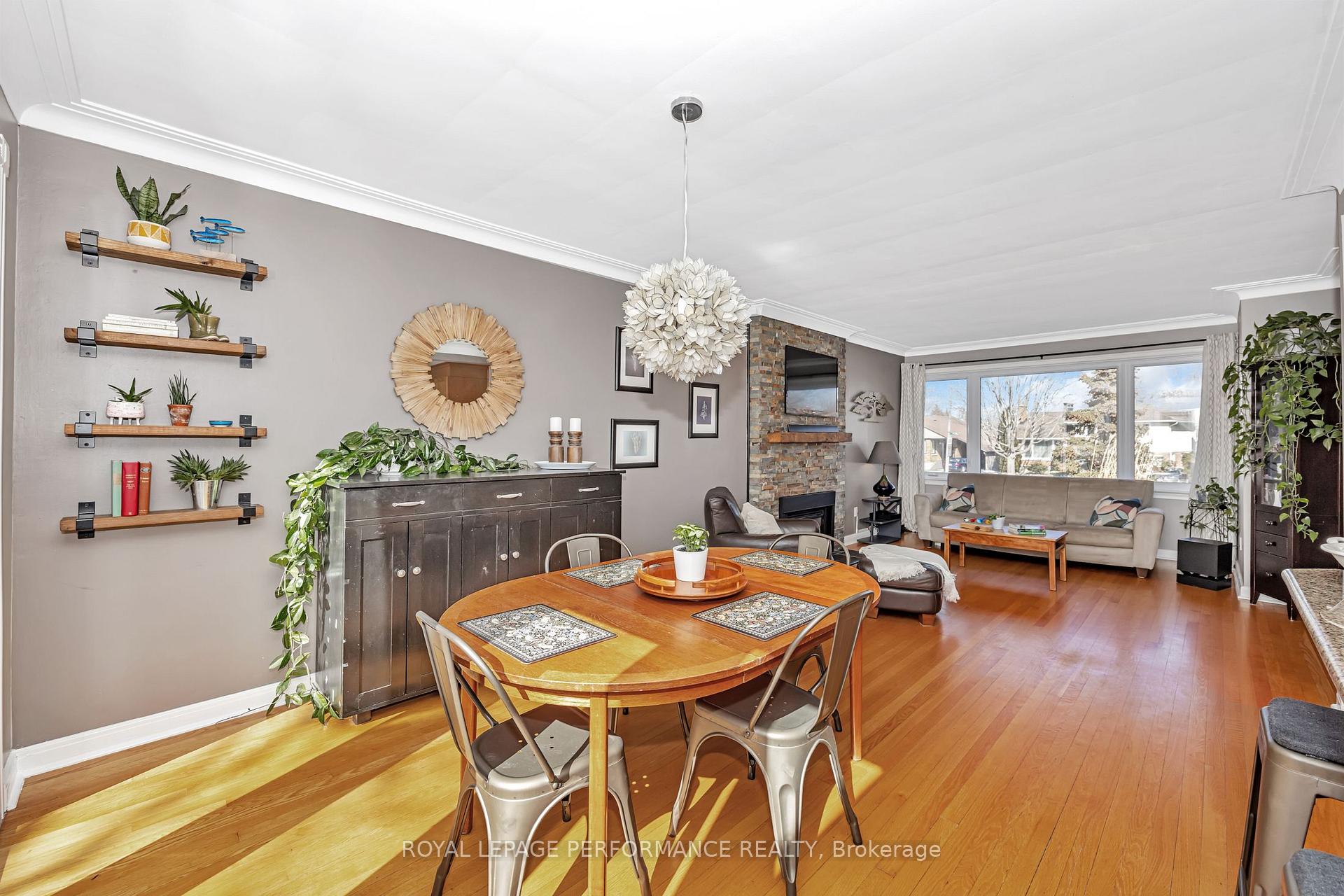 Photo 11 of 516 Sherbourne Road, Ottawa, Carlingwood — HOMEH