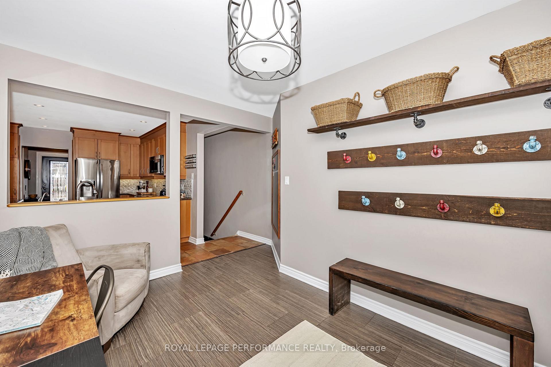 Photo 19 of 516 Sherbourne Road, Ottawa, Carlingwood — HOMEH