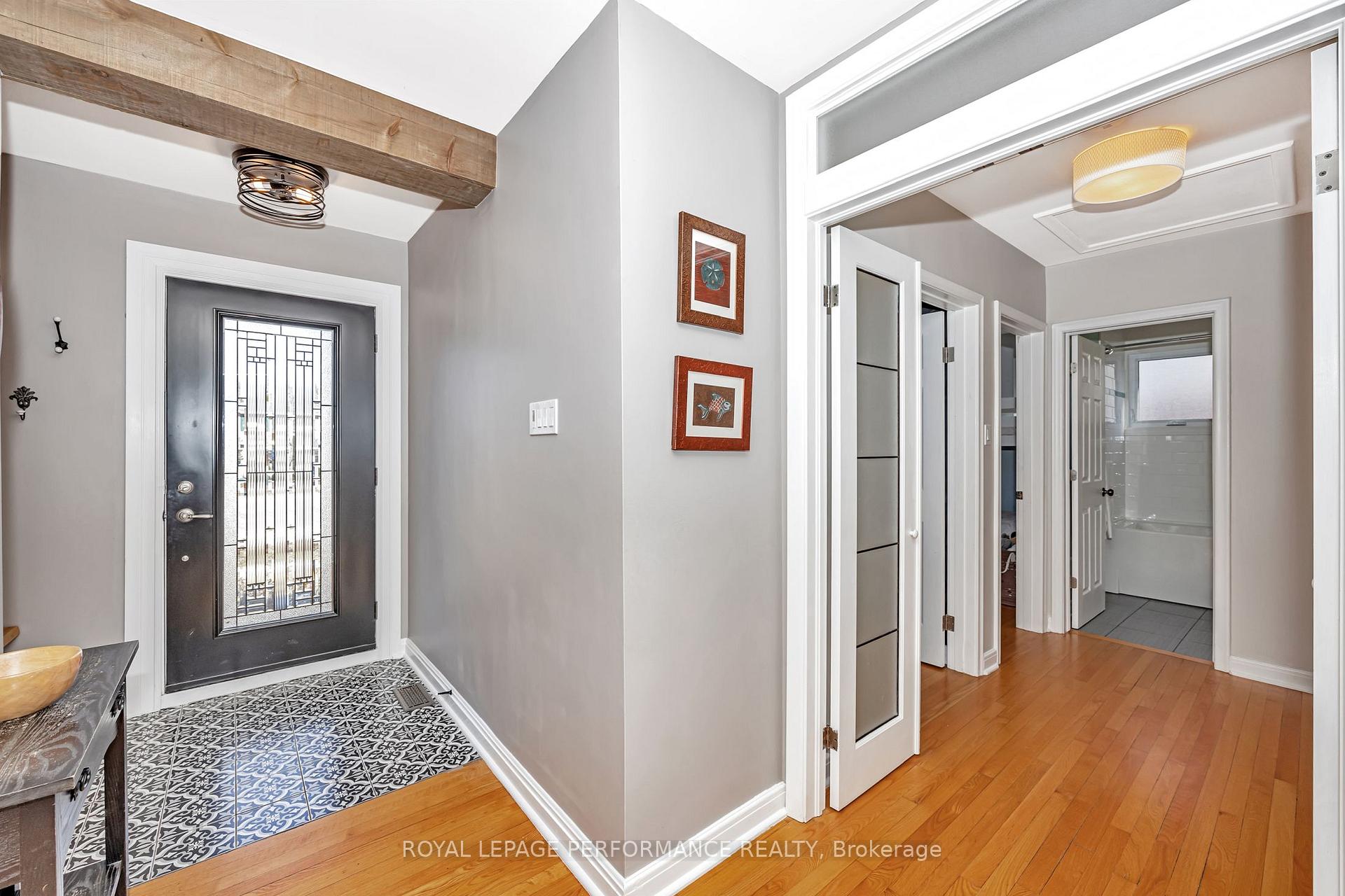 Photo 17 of 516 Sherbourne Road, Ottawa, Carlingwood — HOMEH