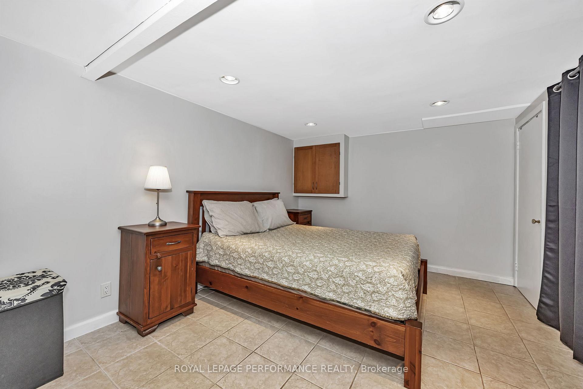 Photo 30 of 516 Sherbourne Road, Ottawa, Carlingwood — HOMEH