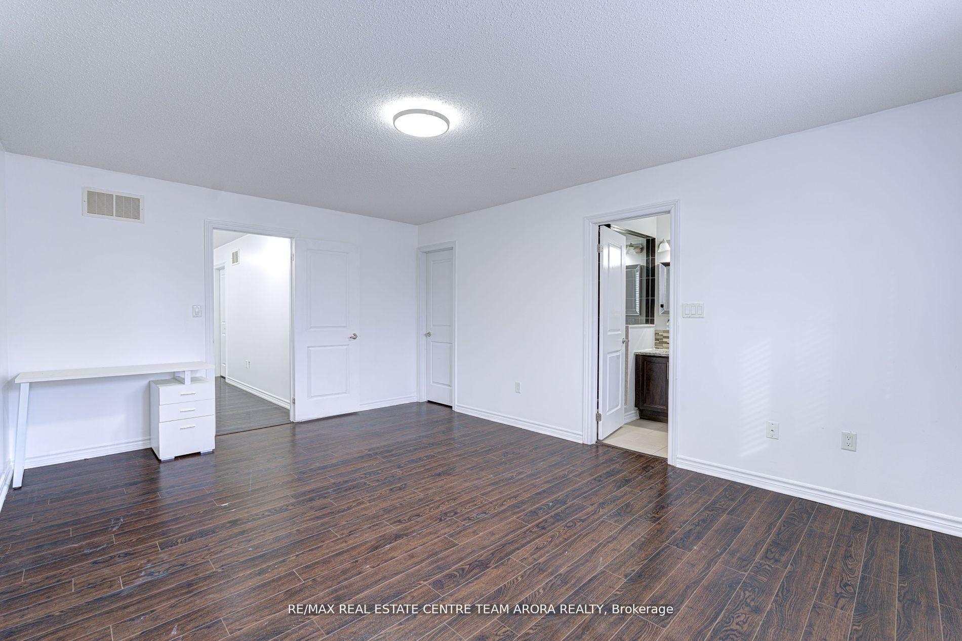 Photo 25 of 7 Selsdon Street, Brampton, Credit Valley — HOMEH
