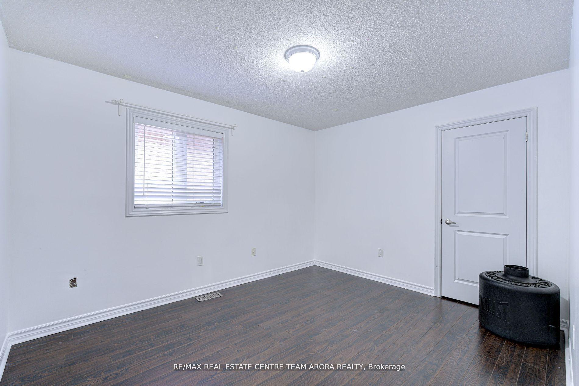 Photo 32 of 7 Selsdon Street, Brampton, Credit Valley — HOMEH