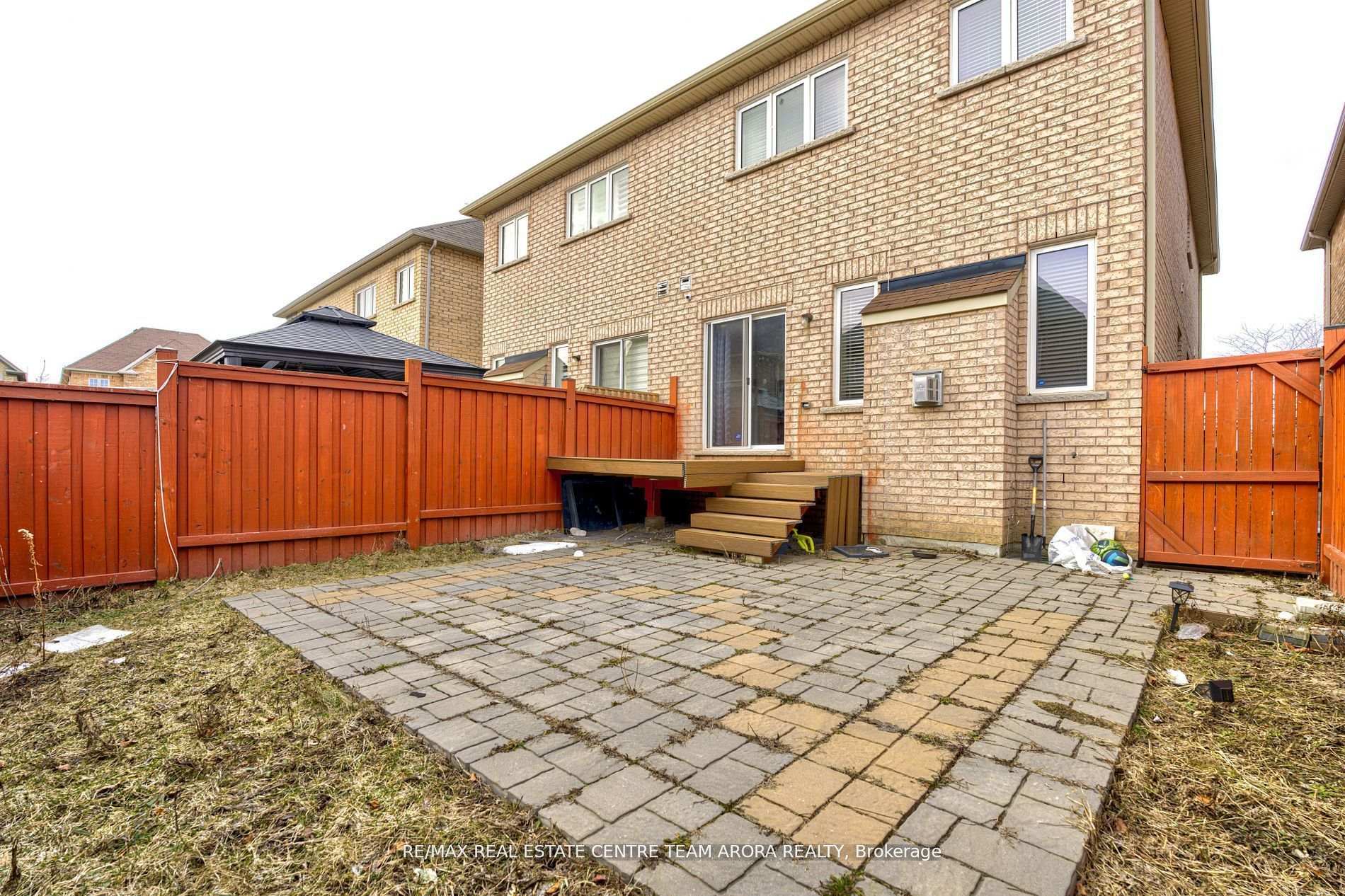 Photo 23 of 7 Selsdon Street, Brampton, Credit Valley — HOMEH