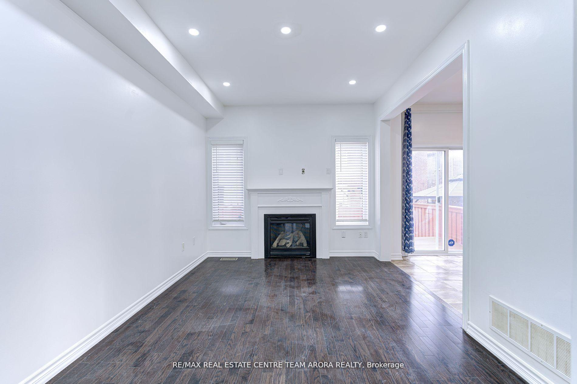 Photo 35 of 7 Selsdon Street, Brampton, Credit Valley — HOMEH