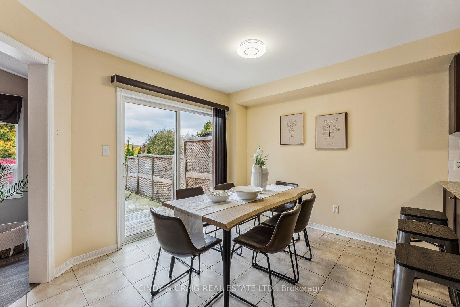 Photo 7 of 1555 Glenbourne Drive, Oshawa, Pinecrest — HOMEH