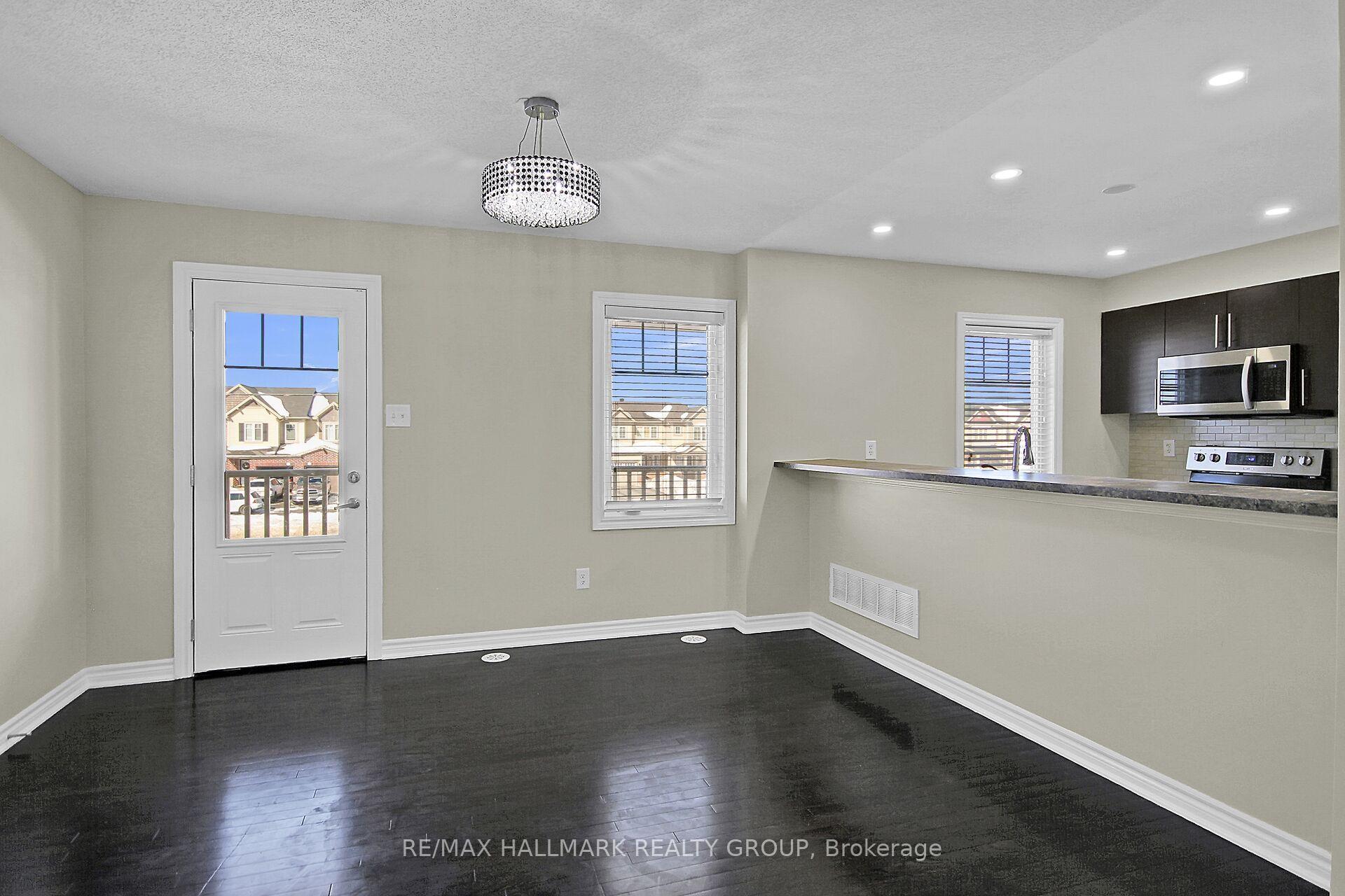 Photo 9 of 2629 Baynes Sound Way, Ottawa, Barrhaven - Half Moon Bay — HOMEH