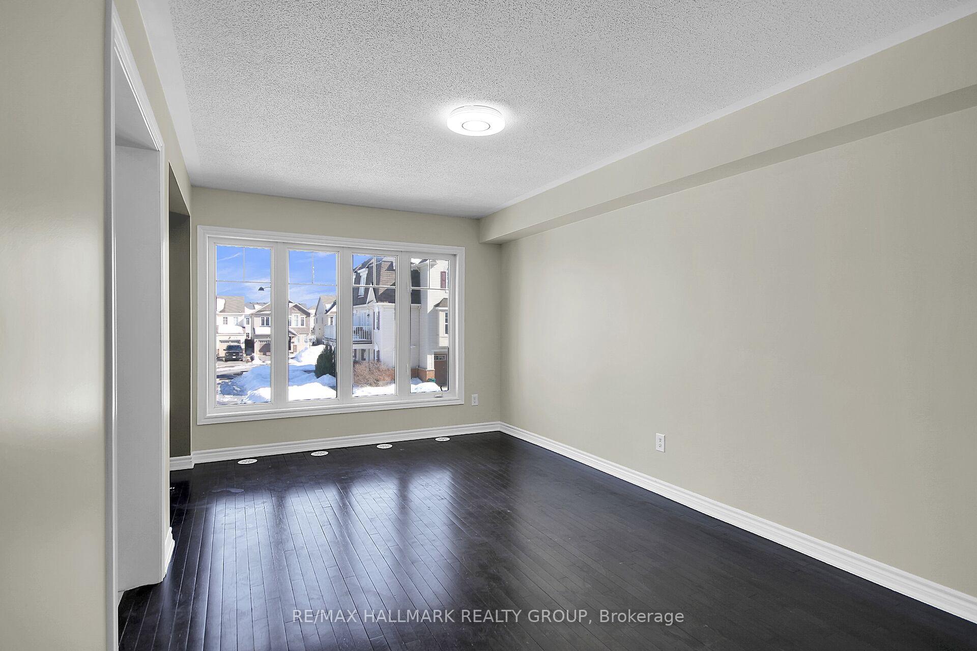 Photo 21 of 2629 Baynes Sound Way, Ottawa, Barrhaven - Half Moon Bay — HOMEH