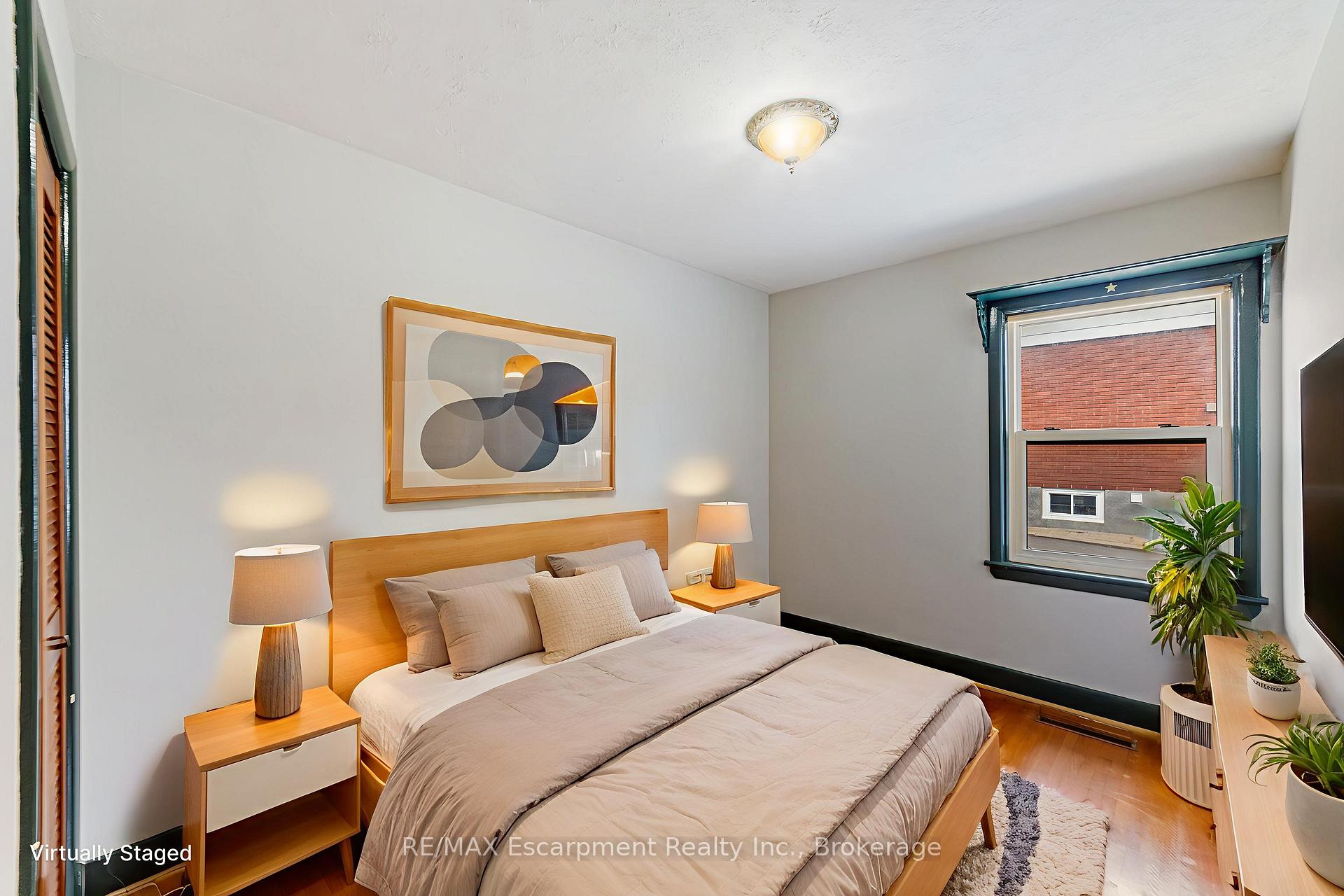 Photo 11 of 500 Rosseau Road, Hamilton, Rosedale — HOMEH