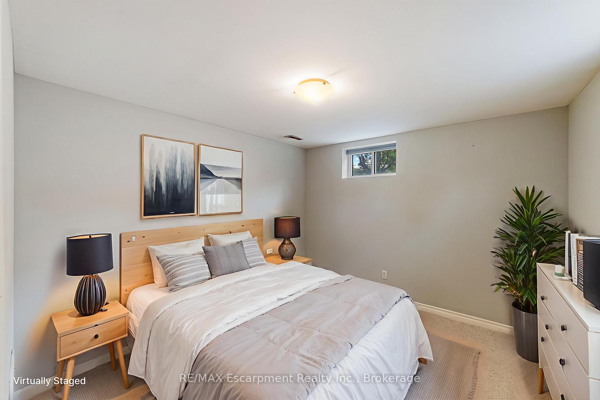 Photo 19 of 500 Rosseau Road, Hamilton, Rosedale — HOMEH