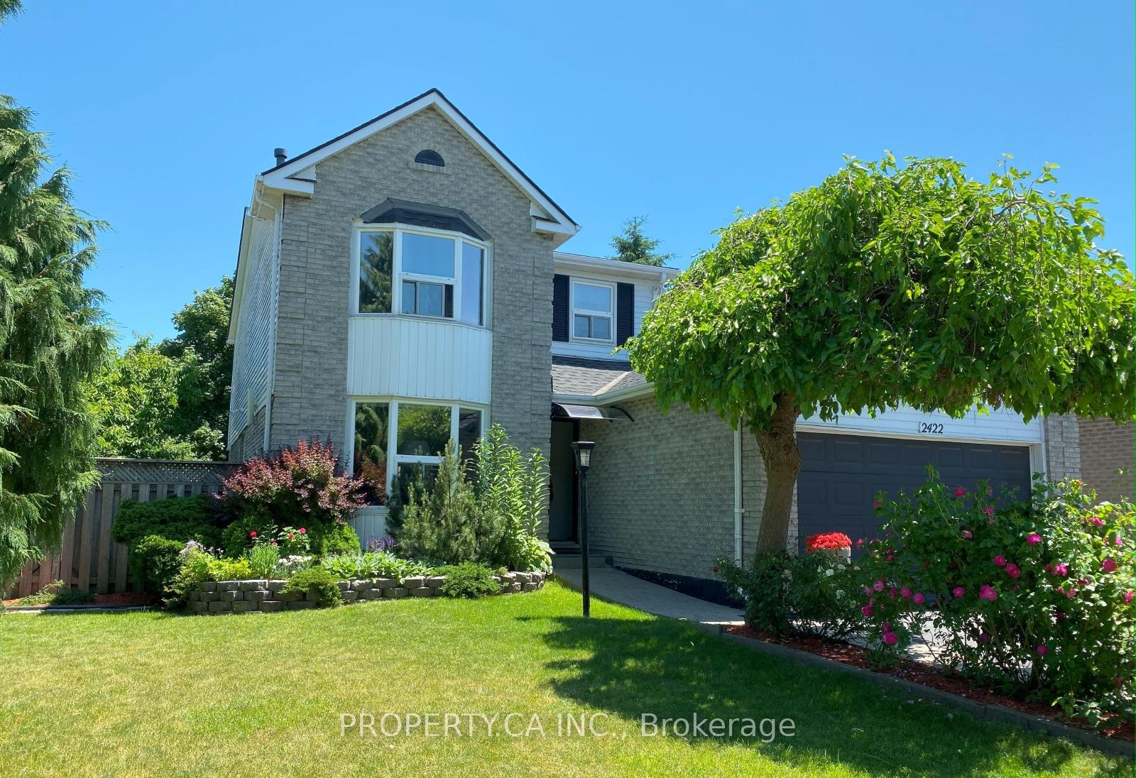 Photo 3 of 2422 Coventry Way, Burlington, Brant Hills — HOMEH