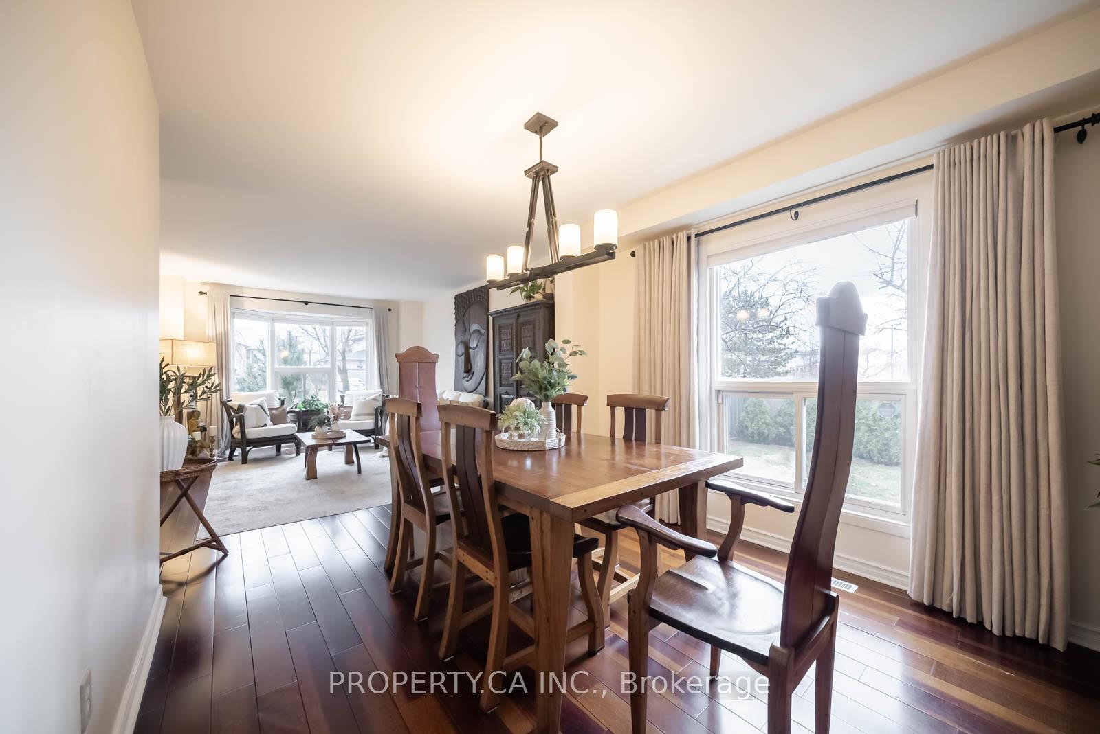 Photo 8 of 2422 Coventry Way, Burlington, Brant Hills — HOMEH