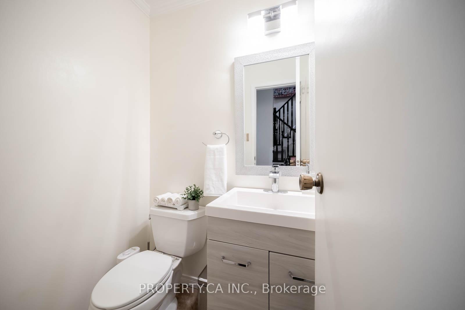 Photo 16 of 2422 Coventry Way, Burlington, Brant Hills — HOMEH