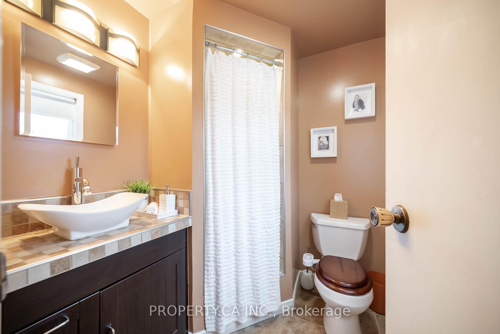 Photo 20 of 2422 Coventry Way, Burlington, Brant Hills — HOMEH