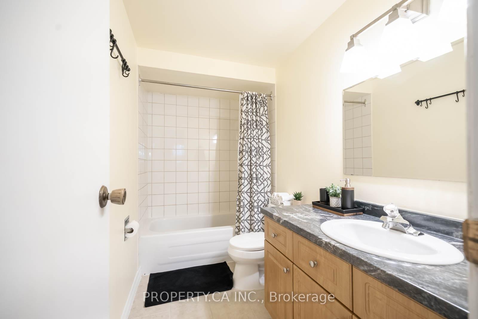 Photo 27 of 2422 Coventry Way, Burlington, Brant Hills — HOMEH
