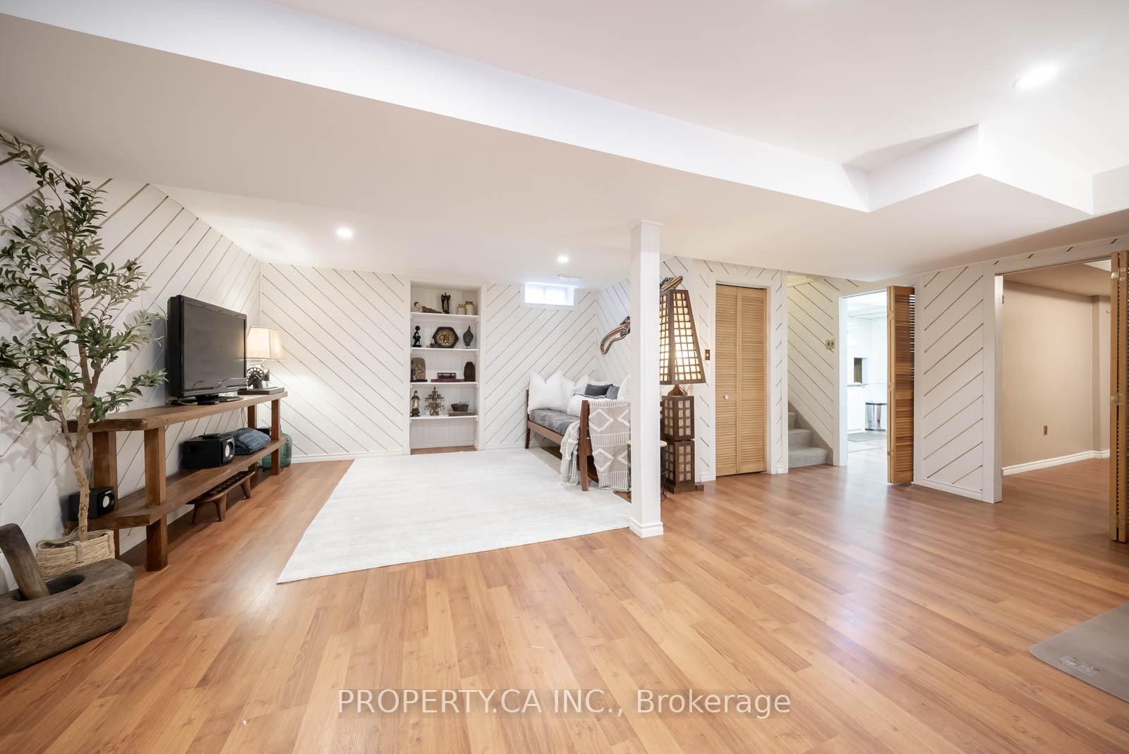 Photo 31 of 2422 Coventry Way, Burlington, Brant Hills — HOMEH