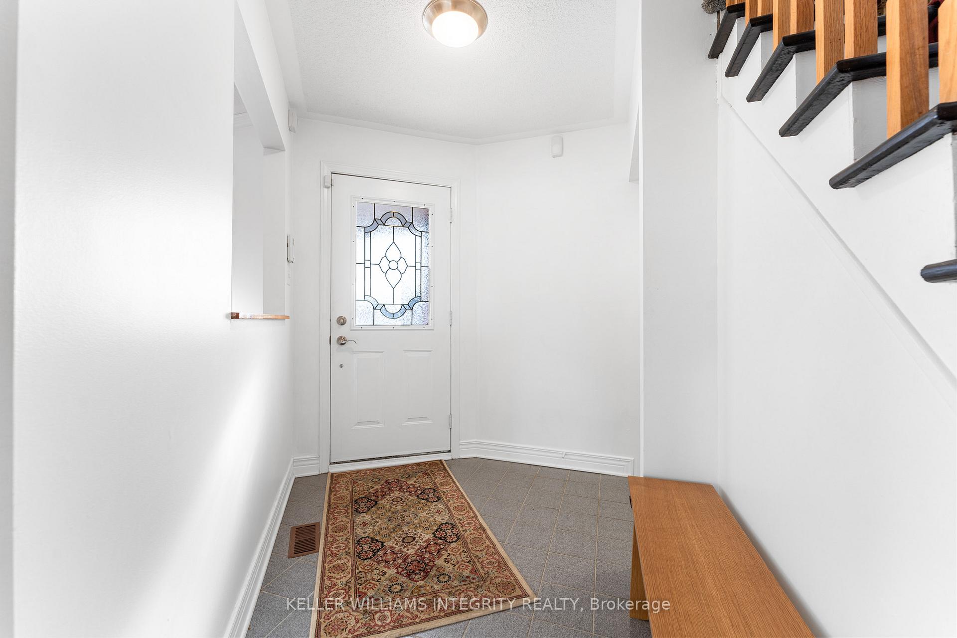 Photo 3 of 7 Masonbrook Street, Ottawa, Barrhaven - Longfields — HOMEH