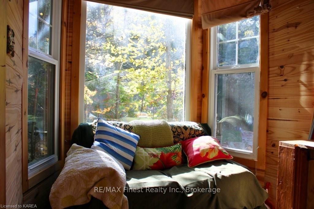 Photo 10 of 87 Coulter Lane, Frontenac, Frontenac South — HOMEH