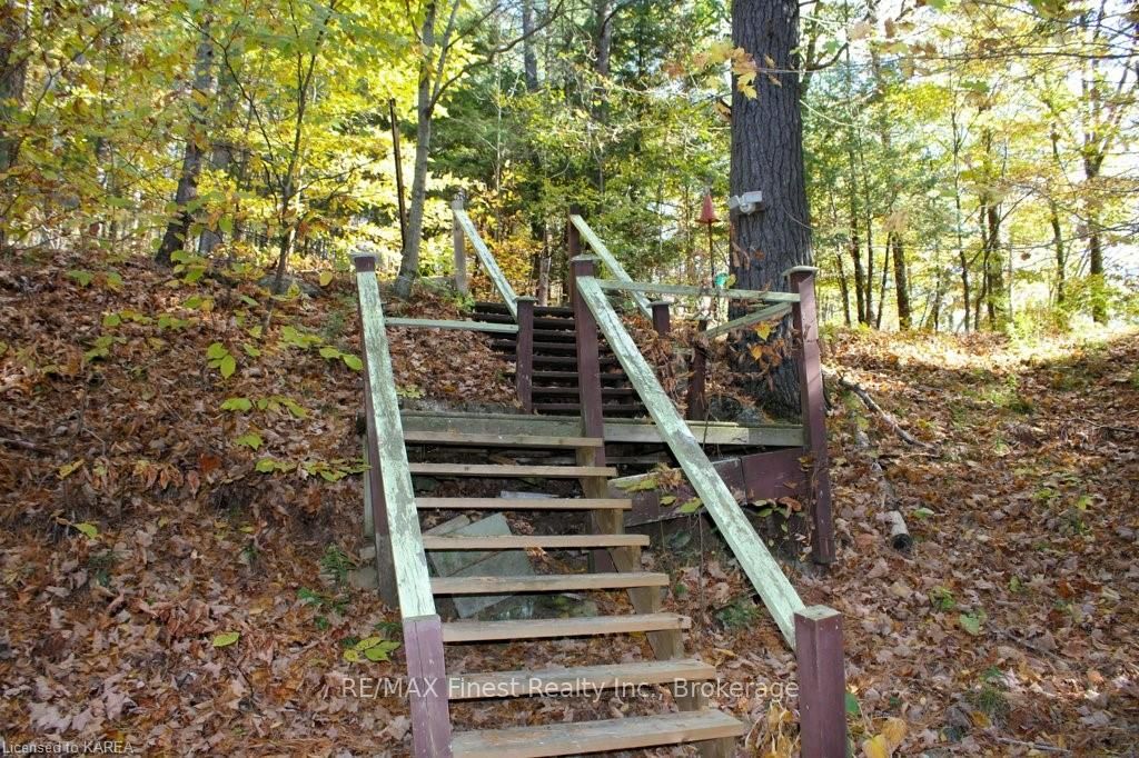 Photo 17 of 87 Coulter Lane, Frontenac, Frontenac South — HOMEH