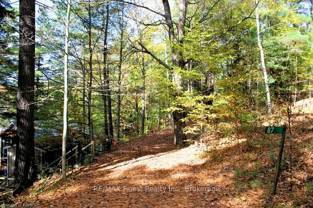 Photo 18 of 87 Coulter Lane, Frontenac, Frontenac South — HOMEH