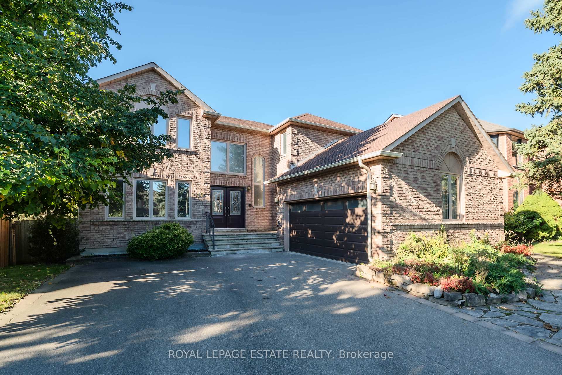 Front of 35 Harmony Hill Crescent