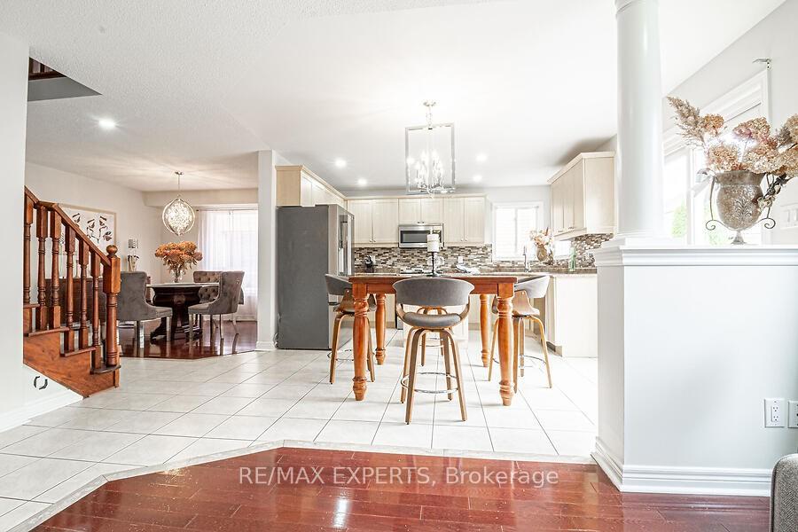 Photo 20 of 19 Sandway Drive, Brampton, Fletcher's Meadow — HOMEH
