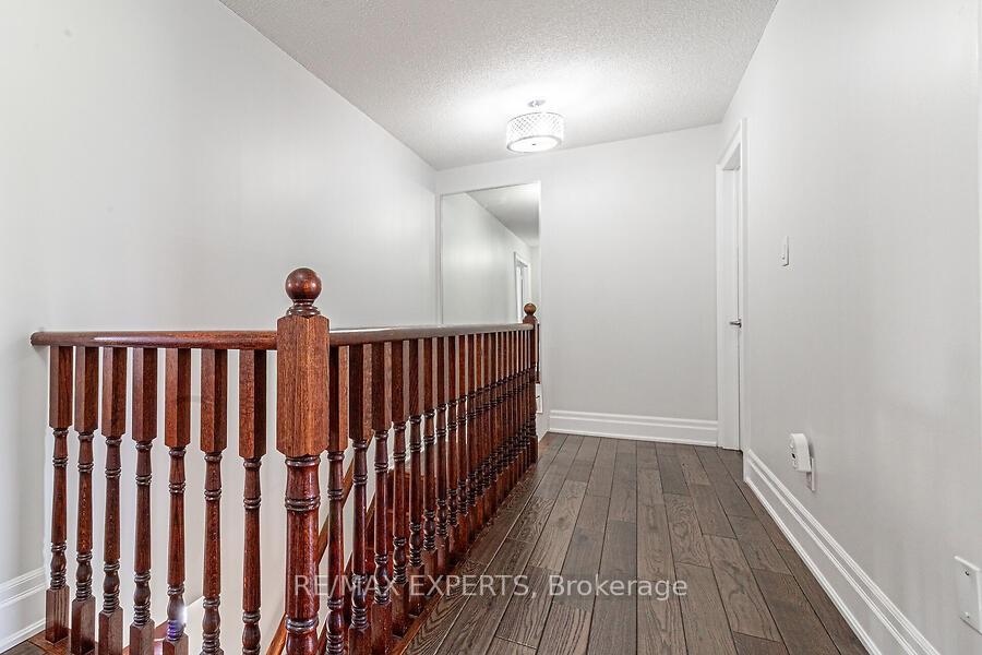 Photo 27 of 19 Sandway Drive, Brampton, Fletcher's Meadow — HOMEH