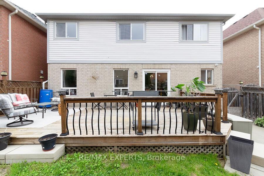 Photo 19 of 19 Sandway Drive, Brampton, Fletcher's Meadow — HOMEH