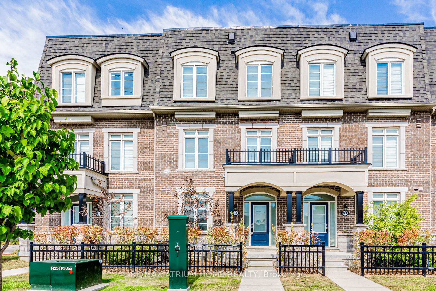 Photo 1 of 166 Elgin Mills Rd W, Richmond Hill, Jefferson — HOMEH