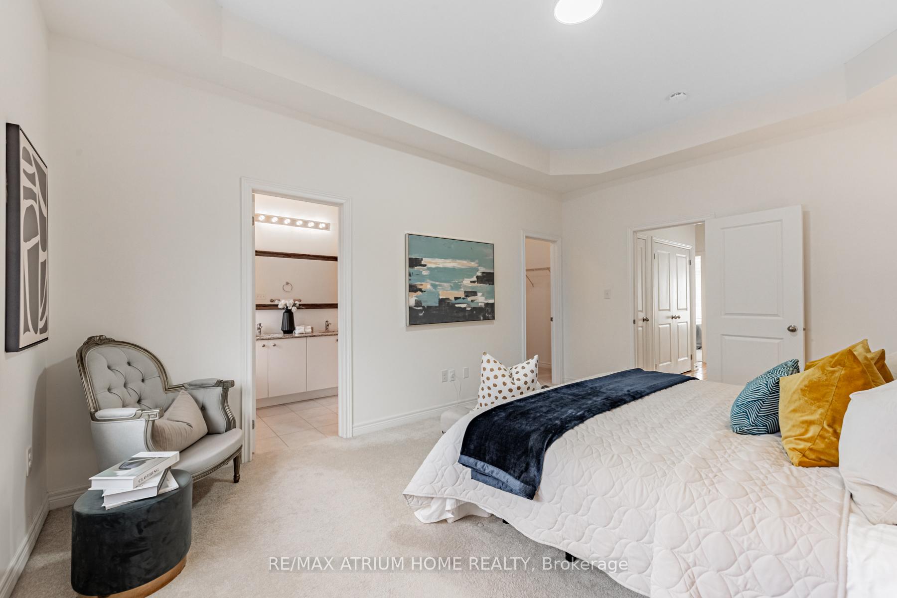 Photo 21 of 166 Elgin Mills Rd W, Richmond Hill, Jefferson — HOMEH