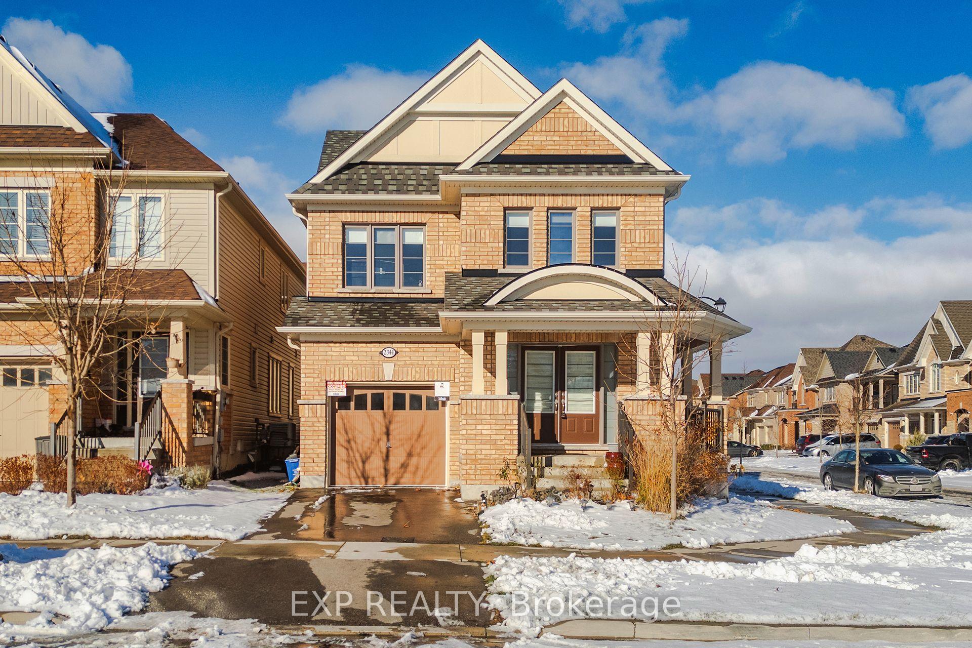 Photo 2 of 2344 Equestrian Crescent, Oshawa, Windfields — HOMEH